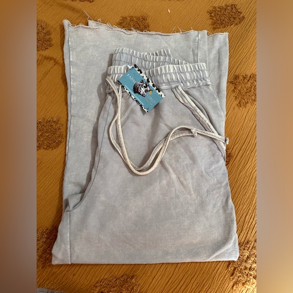 NWT ZENANA Ash Mocha Mineral Wash Terry Cloth Wide Leg Crop Pant Boho Size Med - Picture 8 of 10